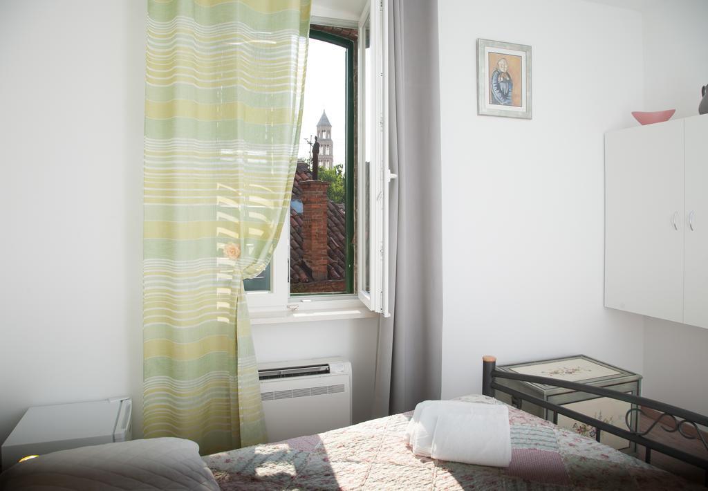 Rooms Split Pezelj Rom bilde